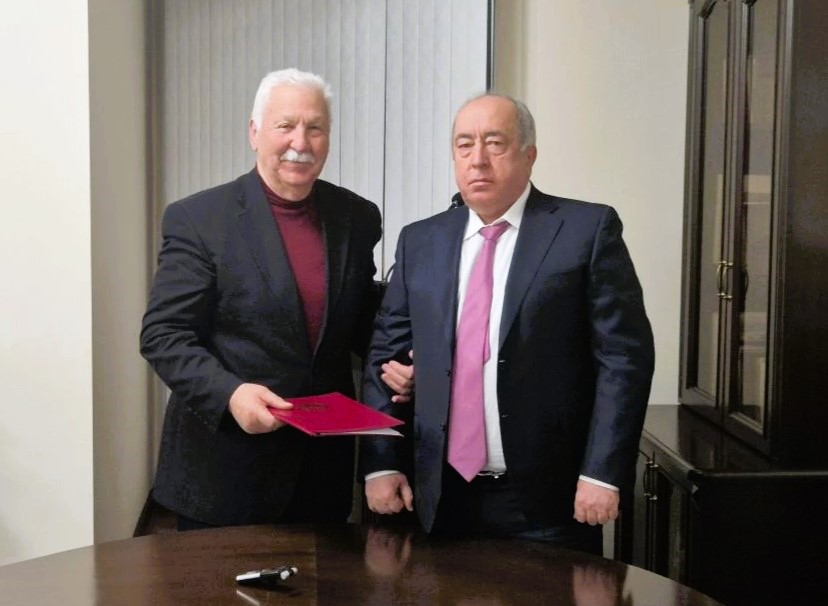 Награждение в преддверии Нового года Награждение в преддверии Нового года