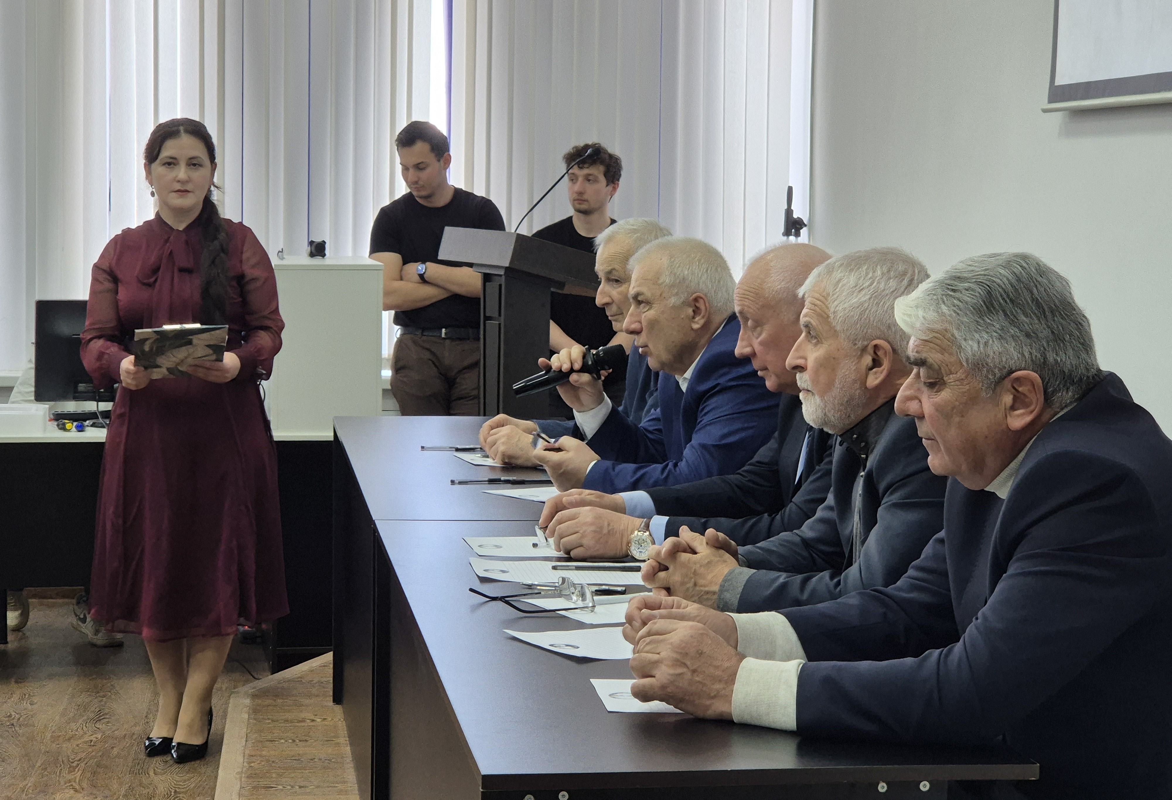 В Кабардино-Балкарском ГАУ написали Адыгэ диктант