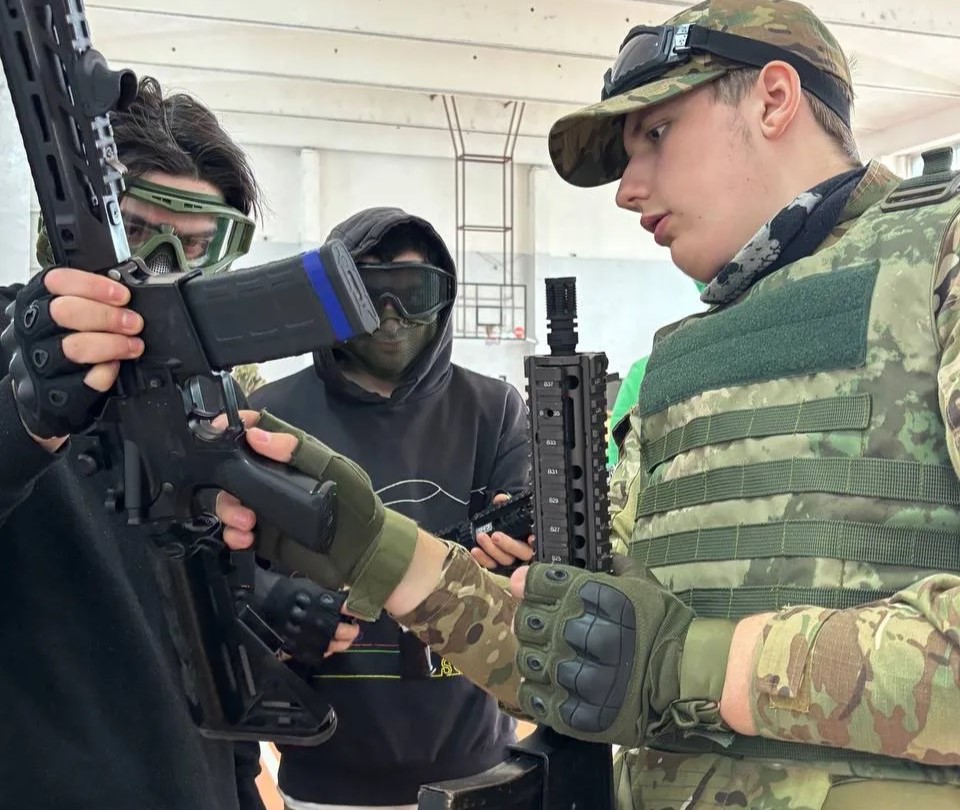 Турнир по страйкболу стал ключевым событием третьего дня форума «Защитник Отечества» Турнир по страйкболу стал ключевым событием третьего дня форума «Защитник Отечества»