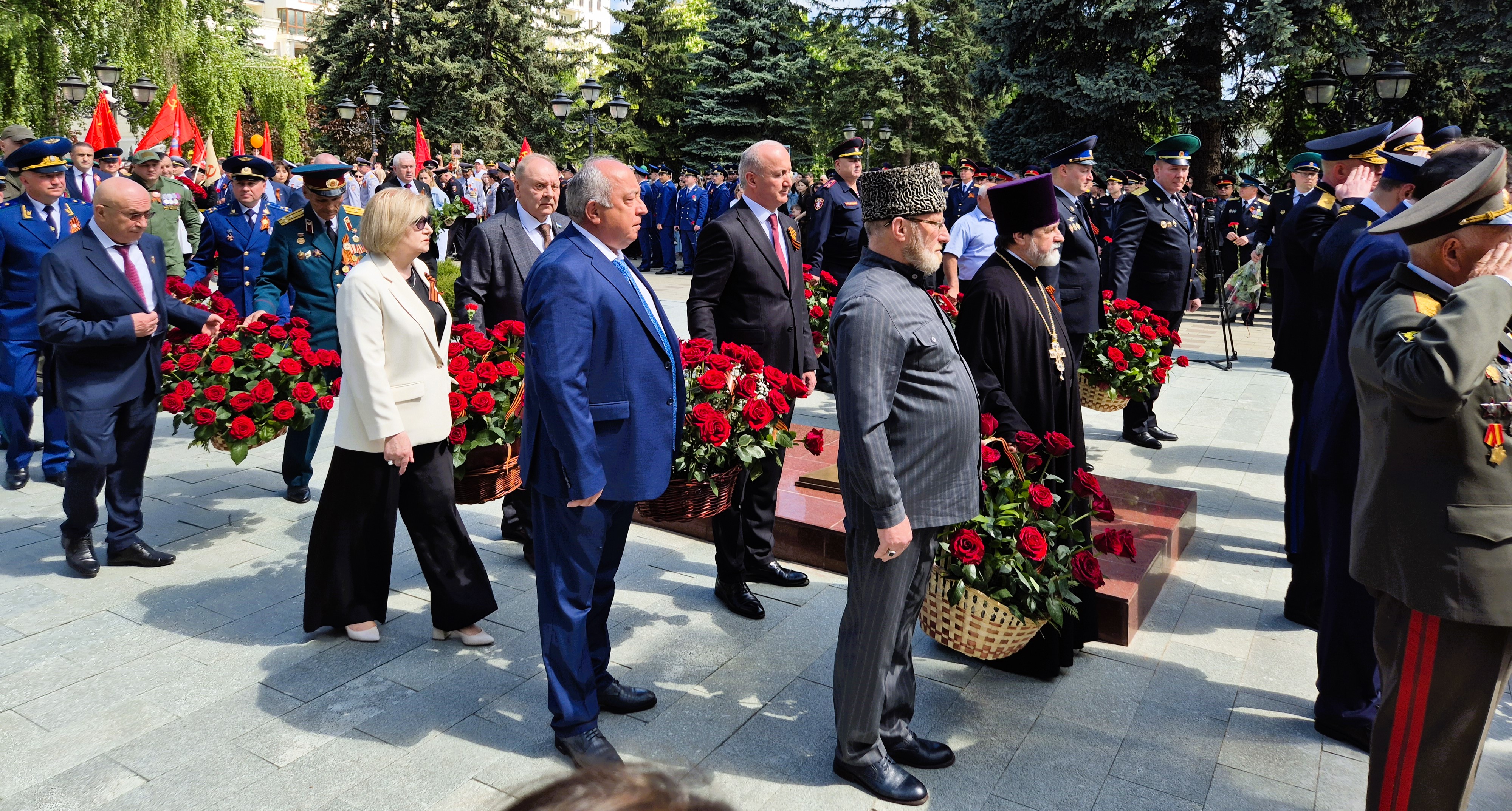 Возложение к Вечному огню