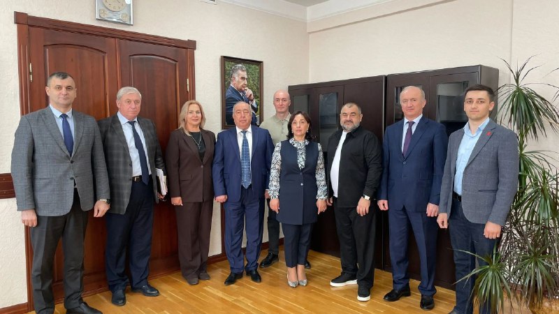 Рабочая встреча Заурби Шхагапсоева с агроблогером Муратом Теуновым