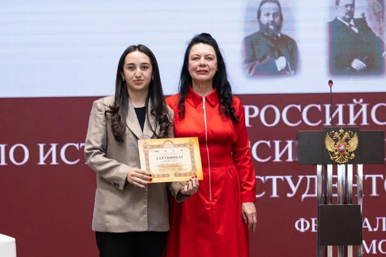 Альбина Байсултанова представила республику на федеральном этапе олимпиады по истории российского предпринимательства