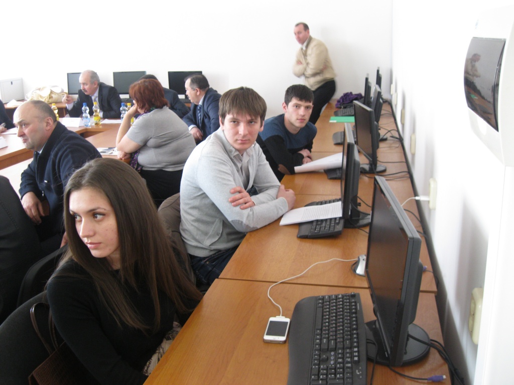 Работа конференции.JPG Работа конференции.JPG