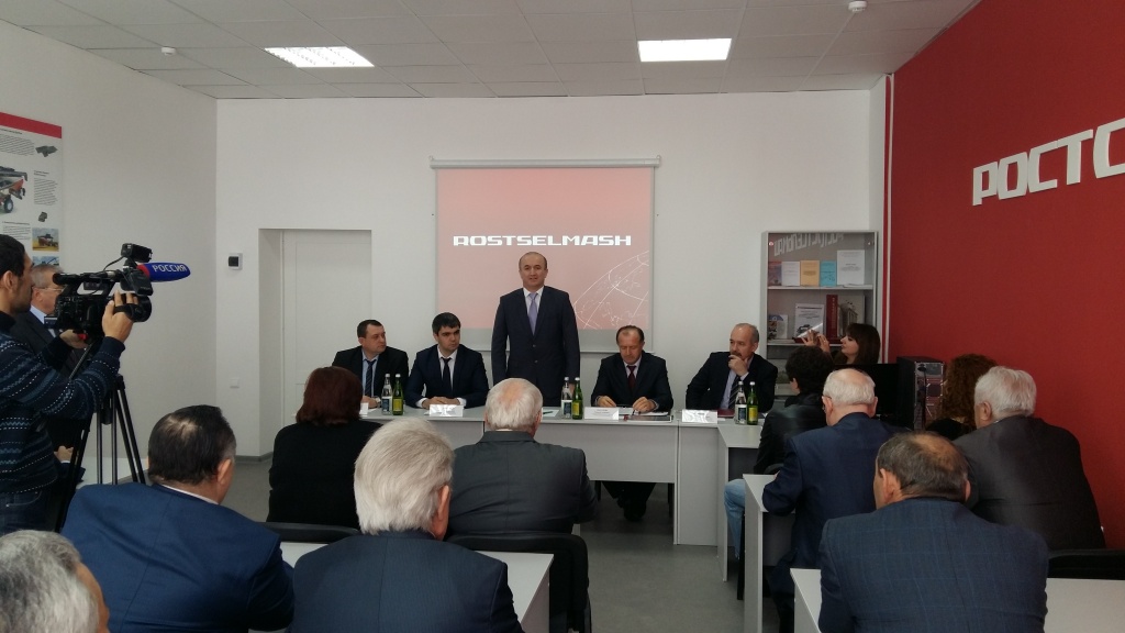 1444c73b.jpg 1444c73b.jpg