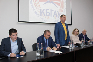 Активистам профсоюзного движения АПК вручили грамоты