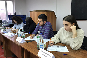 Турнир по дебатам «За и против»