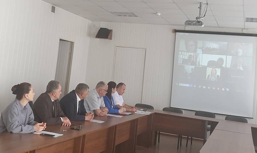 Представители вуза приняли участие в обсуждении социально-экономических систем в условиях глобальных трансформаций