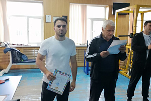 Итоги соревнований по армрестлингу