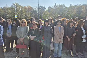 В Кабардино-Балкарии проходят памятные мероприятия, посвящённые 85-летию со дня рождения Валерия Мухамедовича Кокова