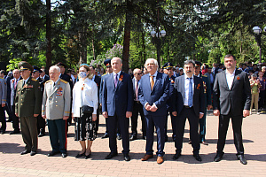 Почтили память героев