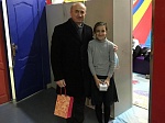  Аслан Апажев присоединился к акции «Ёлка желаний»