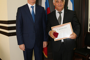 Награждение на заседании Учёного совета