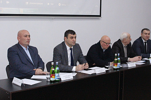 Неделю науки открыл круглый стол, посвящённый использованию отечественных микробиологических препаратов