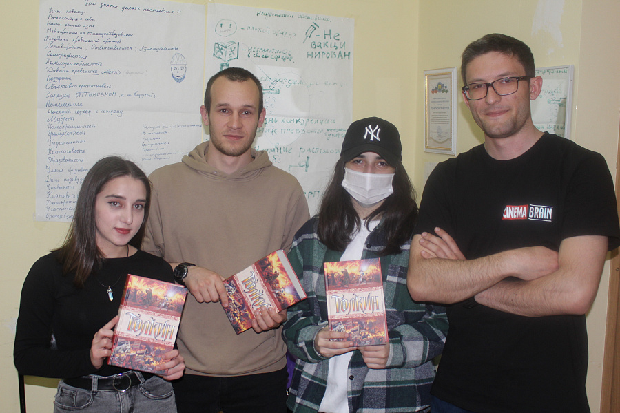 Киноклуб провёл «Свою игру»