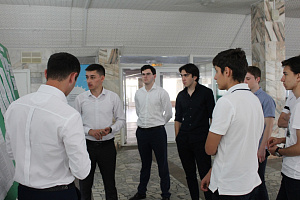 Школьники побывали в гостях у студентов