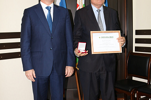 Награждение на заседании Учёного совета