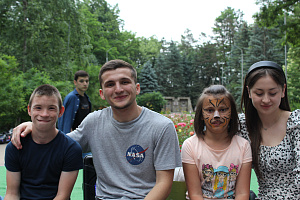 Благотворительная акция «Миссия: зоопарк»