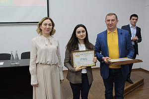 Активистам профсоюзного движения АПК вручили грамоты