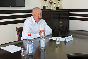 Диалог на равных