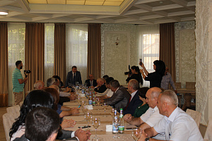 Вышла в свет книга «Земельная собственность»