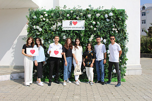 Ректор поздравил первокурсников с Днём знаний