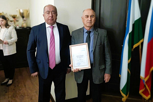 Награждение на заседании Учёного совета