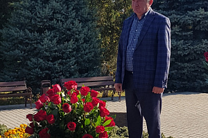 Почтили память первого Президента Кабардино-Балкарии