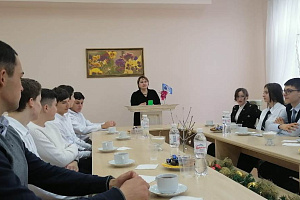 Подведены итоги совместной научно-исследовательской деятельности студентов вуза и школьников ЦО «Успех» 