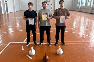 Итоги соревнований по гиревому спорту