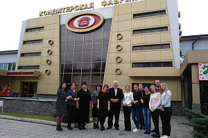 В Институте дополнительного профессионального образования завершилась подготовка по рабочей профессии «Кондитер»