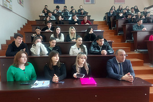 Сотрудники полиции совместно с представителем Общественного совета провели акцию «Предупрежден, значит вооружен!»