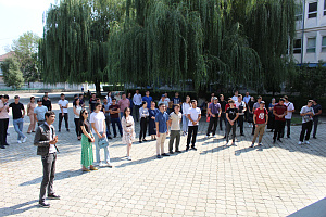 Ректор поздравил первокурсников с Днём знаний