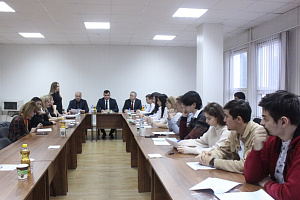 Актуальные проблемы современного образования стали темой круглого стола