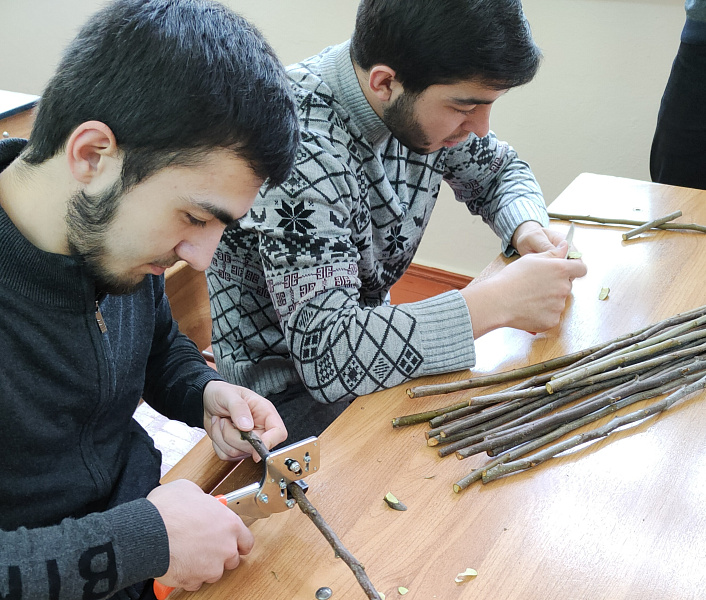 Будущие садоводы сдали экзамен по окулировке