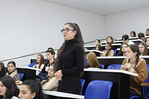 Волонтёры провели образовательный форум