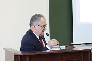 На факультете экономики и управления прошёл круглый стол, посвящённый Дню экономиста