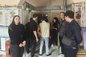 Будущим специалистам в области нефтегазового дела показали особенности газораспределения