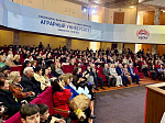 Прекрасную половину университета поздравили с 8 марта