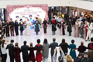 Студенты приняли участие в торжественном открытии Года единства народов России