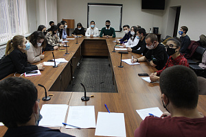 Подведены итоги студенческих парламентских дебатов