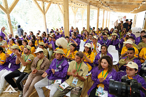 Аскер Кандуров побывал на высокогорном молодежном форуме «Махар-2023»