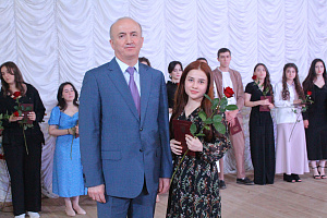 Выпускникам ОСПО вручили дипломы