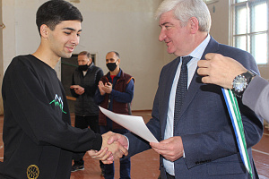 Победителей турнира по мини-футболу наградили призами и грамотами