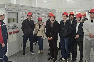 Будущие энергетики на энергообъекте воинской славы