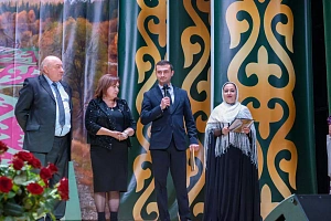 Во Дворце культуры имени К. Кулиева прошёл творческий вечер Танзили Каровой-Ахматовой