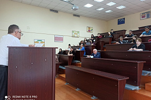 Научно-практический семинар на факультете экономики и управления