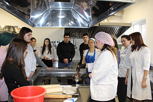 От секретов производства пряников до обсуждения проблем землепользования