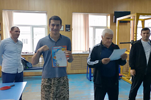 Итоги соревнований по армрестлингу