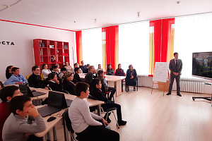 Азамат Забаков провёл профориетацию в родной школе