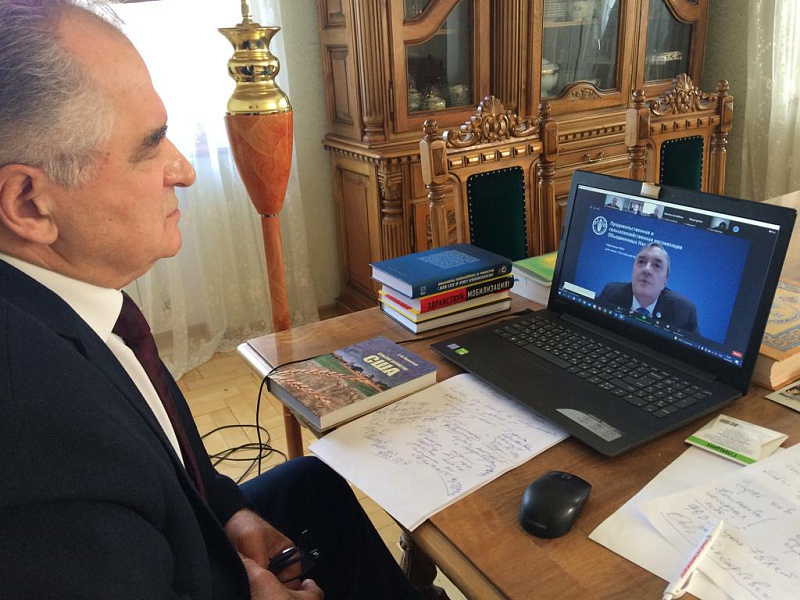 Сафарби Пшихачев выступил в научной дискуссии по теме глобальных продовольственных проблем